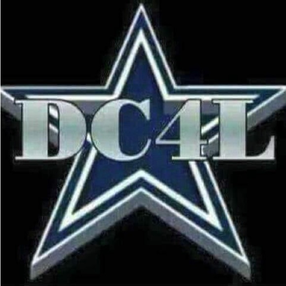 Guess who’s live! ❤️ to know when I’m live and thanks for tuning in to my show😎 - Picture 2 of 2